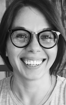 Ana <br />
Liddiard